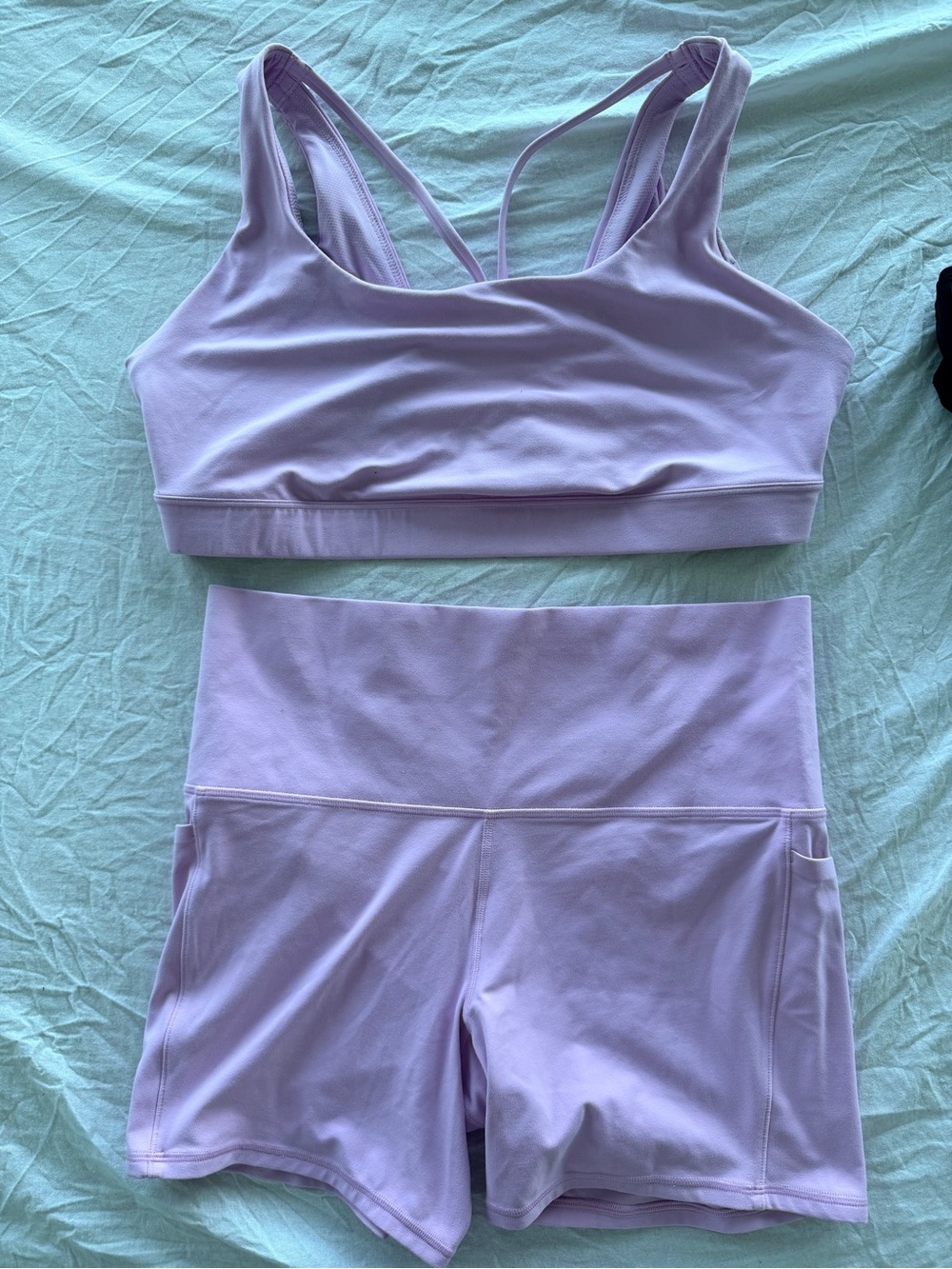 Athleta Lilac Seamless Sports Bra & High-Waist Bike Shorts Set - Picture 2 of 8